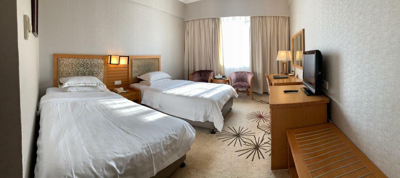 Garden Hotel Шаньтоу Екстер'єр фото